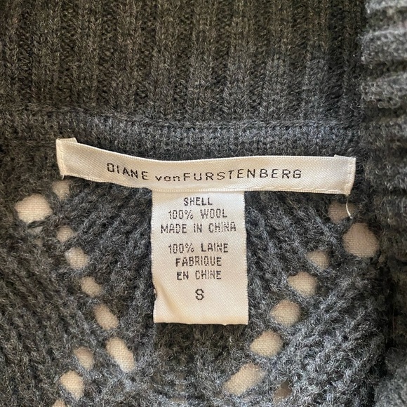 Diane Von Furstenburg Joelle Wool Bell Sleeve Chunky Gray Cardigan - Picture 4 of 4
